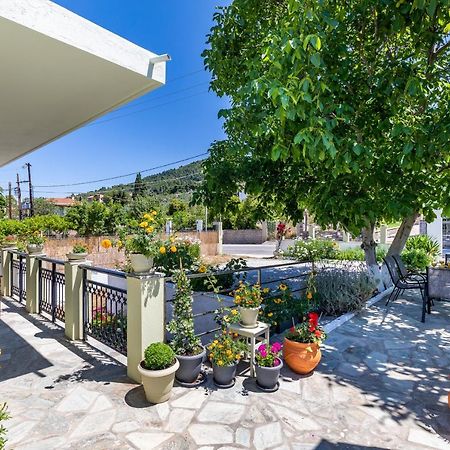 Casa Mia - 5 Min From Stafilos Beach سكوبيلوس تاون المظهر الخارجي الصورة